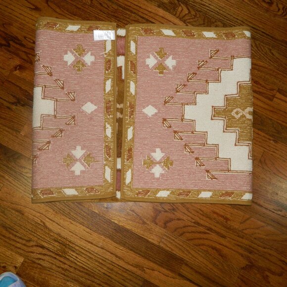 West Elm Esana Bath Runner/Mat 24”x60”Cumin - Picture 4 of 5